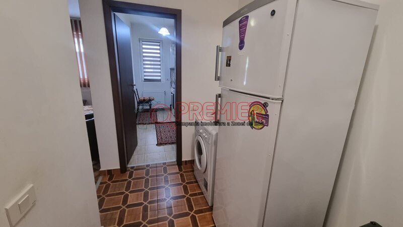 Aparatorii Patriei Metrou - Drumul Jilavei - Garsoniera